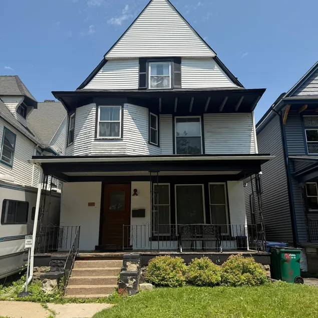 Downtown Duplex w/GameRoom, Sleeps 14 (Both Units) - Image 1