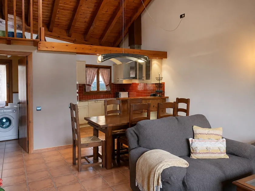 Casa Jonico - Rural house Pyrenees, 8 guests - Image 1