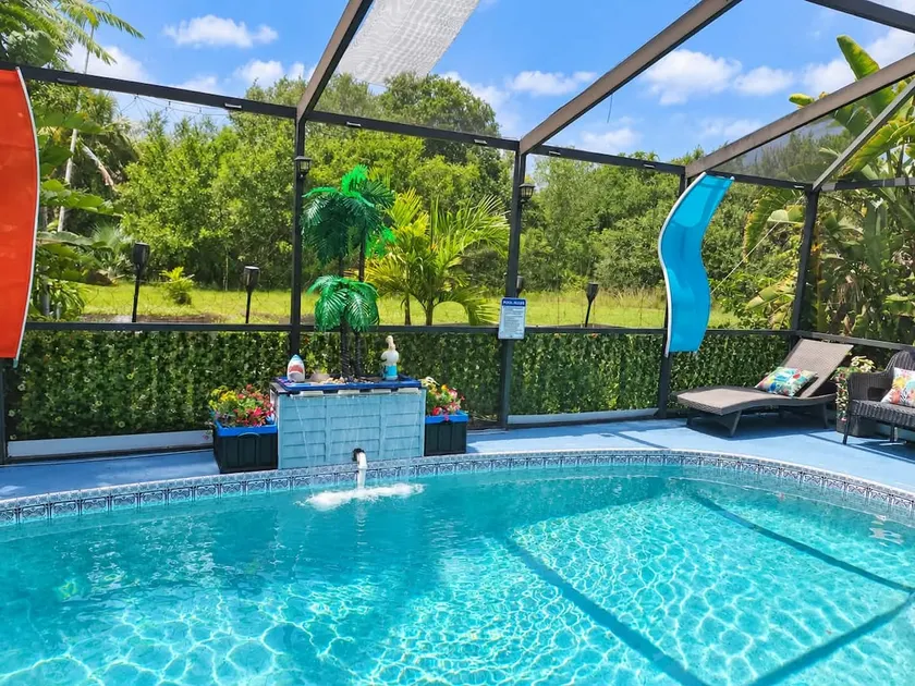 Private Pool Paradise: Cabana, Mini Golf & Bowling - Image 1