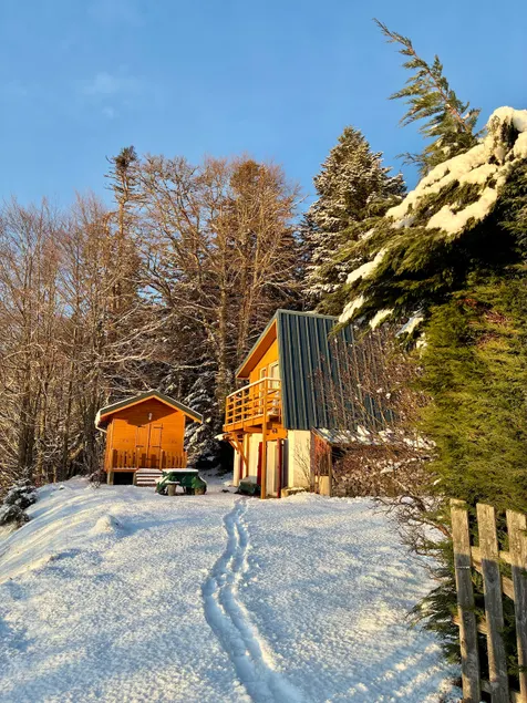 Charming chalet in the Forez mountains - Image 1