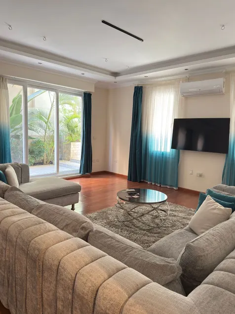 Beautiful Garden apartment in New Cairo - Image 1