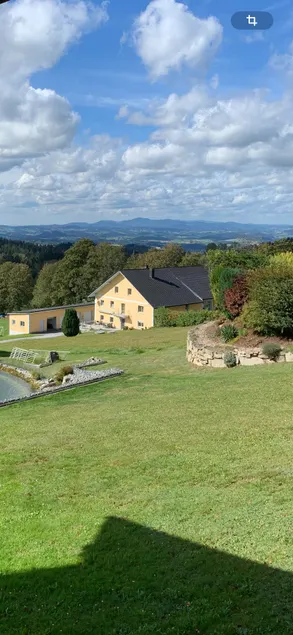 Very well-kept house in the Bavarian Forest, quietly located - Image 1