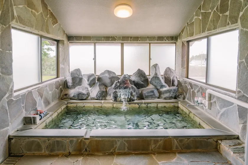 Kagoshima Gensen Hot Spring Available 24 Hours / Accommodation with Garden / Near Mart, Convenience Store, Bakery - Image 1