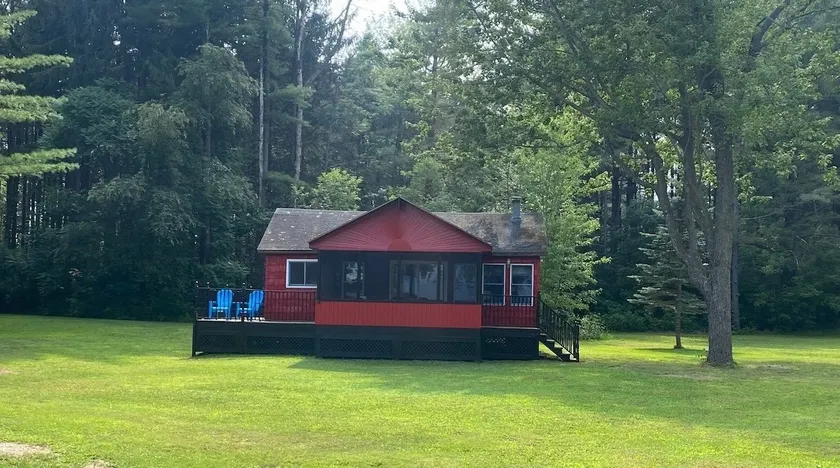 Lakeside Cabin - Image 1