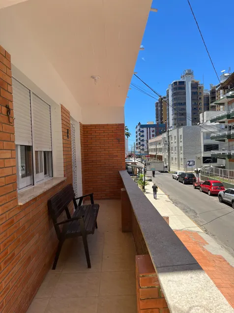 Oceanfront apartment, 250 m from the sea, in Capão - Image 1