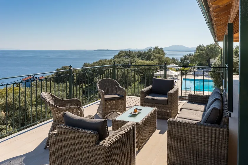Villa Andonis Nissaki large villa with large pool ,spectacular view very near to the Beach - Image 1