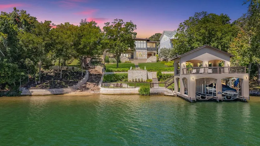 Private Beach, Near UT Football | Lakefront Estate - Image 1