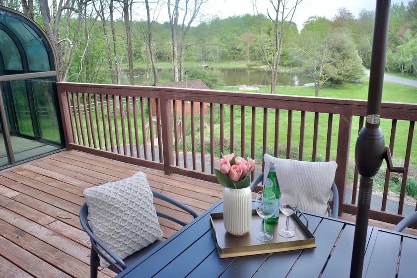 Pond + Kayaks| Catskills Cottage near Bethel Woods - Image 1