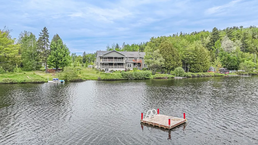 Waterfront near Kamouraska - Image 1