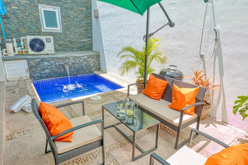 Club Flamingos, Casa Carnelia 4 bed. Jacuzzi - Image 1
