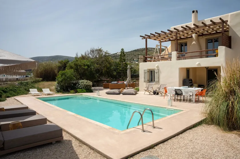 Parasporos Villa - Private Pool - Beach Access - Image 1