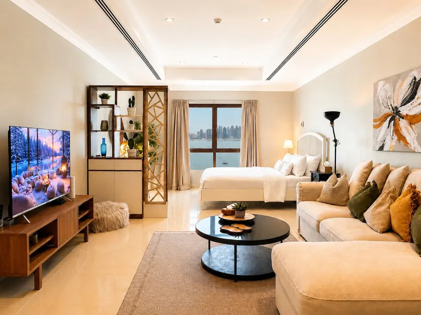 Spacious 60 sqm sea-view studio - Image 1