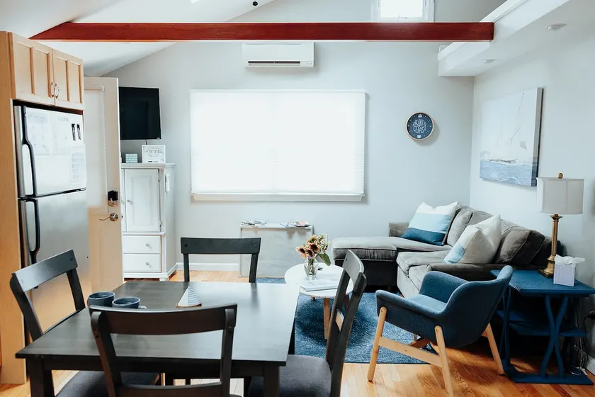 Modern Eastham Cottage • Near National Seashore - Image 1