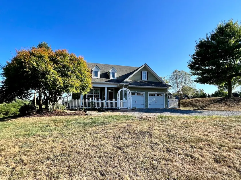 Bluebird Cottage at Shenandoah - Image 1