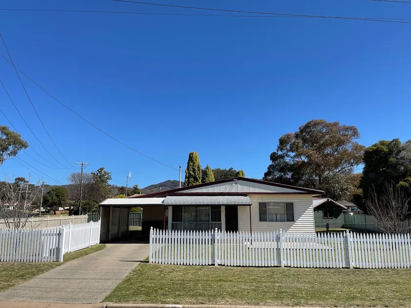 Comfortable 2-Bedroom home in Mudgee - Rest Easy Mudgee - Image 1