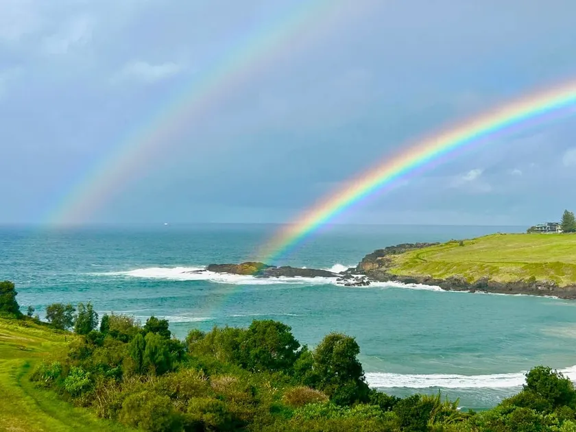 EastsHaven - Stunning views and hear the waves! - Image 1