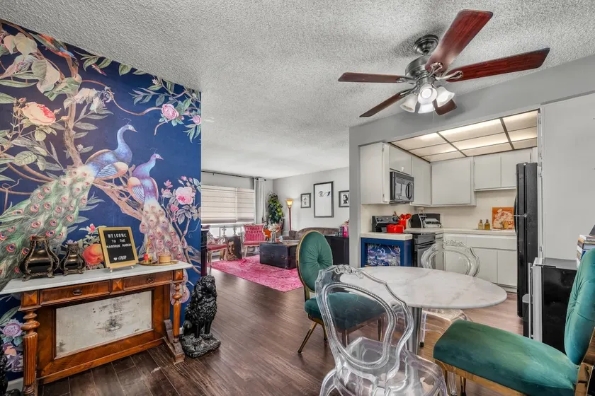 The Culver City Manor - Image 1