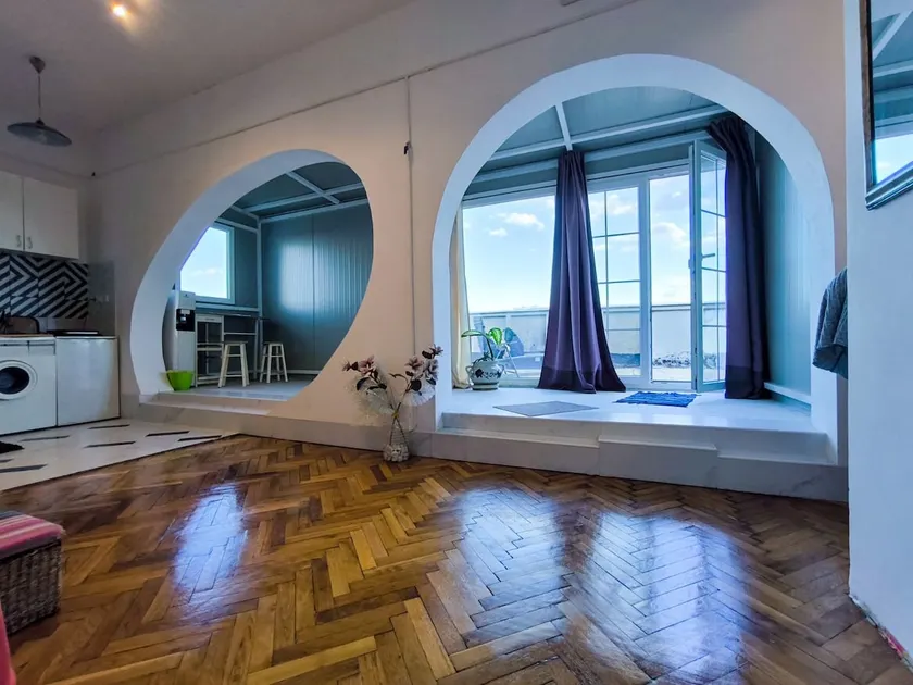 apartment on top of the city - Image 1