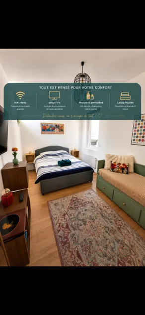 Modern 1-bedroom apartment in the very center • 1 to 4 guests - Image 1