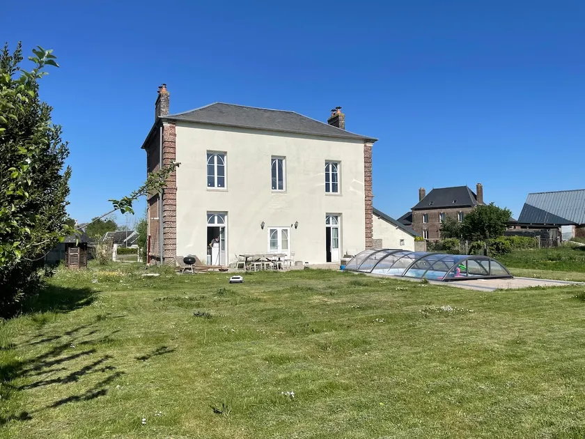 Master house with heated pool - Image 1