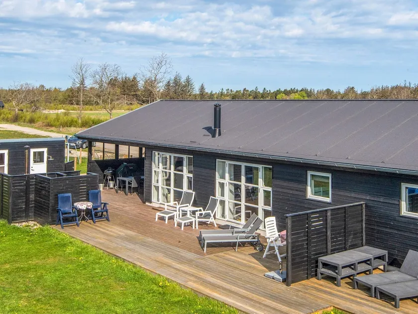 12 person holiday home in Ålbæk-By Traum - Image 1