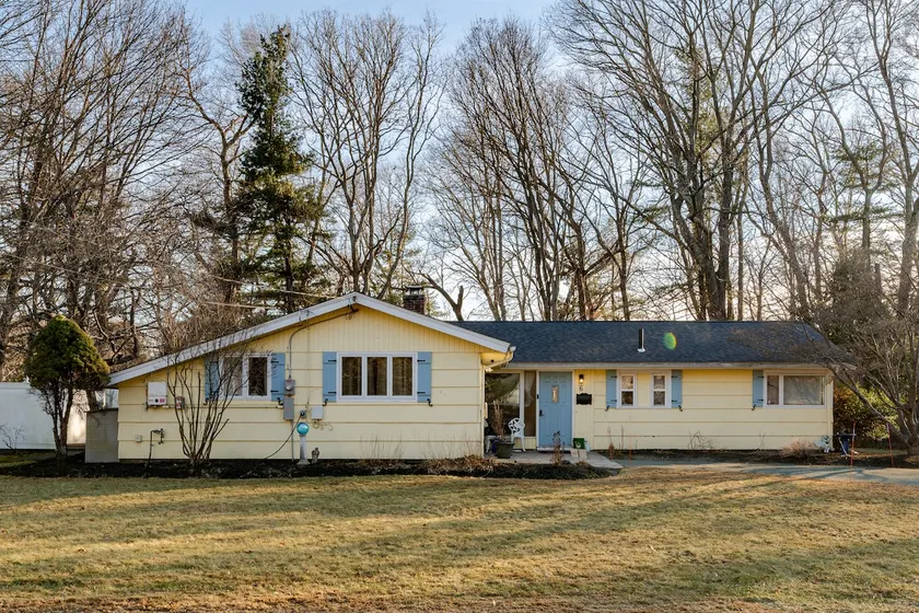 Near Boston Beautiful 3 Bedroom in Framingham, MA - Image 1