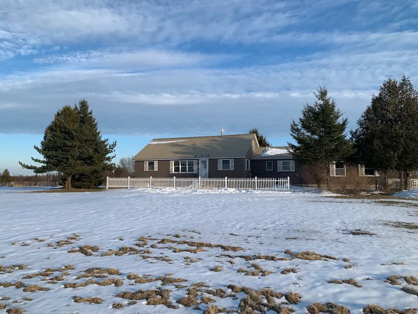 Gracie’s Meadow House with beautiful views - Image 1