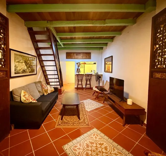 Unesco Heritage House - Walk Everywhere - Image 1