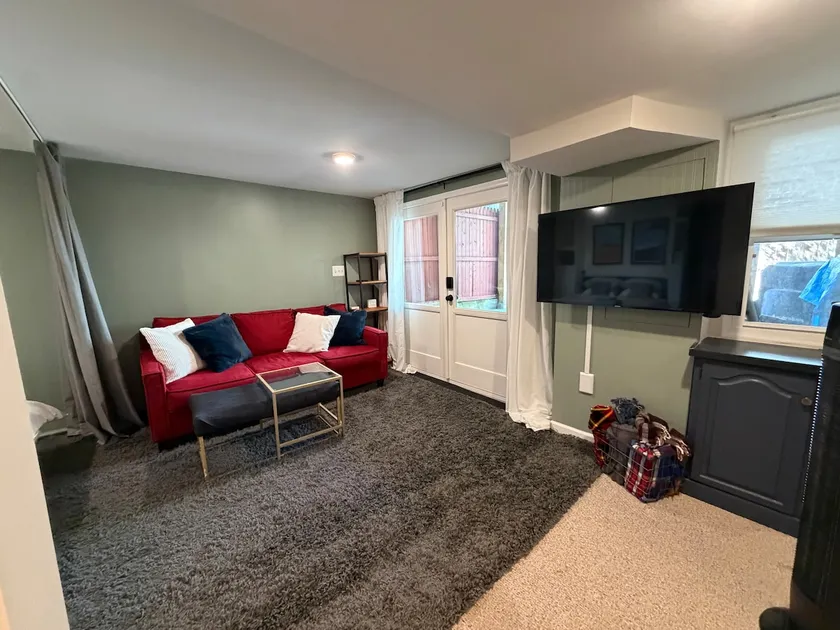 Cozy Guest Suite in DC - Image 1