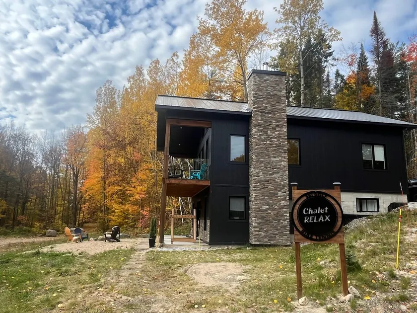 Relaxing Chalet with sauna steps from MSM lodge - Image 1