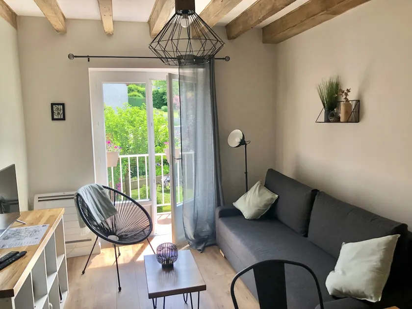 Quiet and cozy - Bed 180 - near city center - Wifi - Image 1