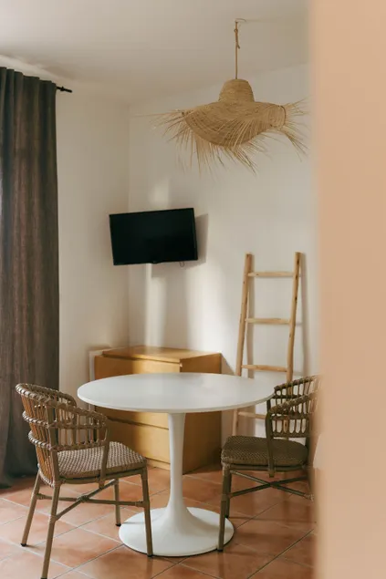 2-person apartment with balcony overlooking pine forest - Image 1