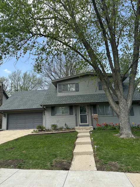 Cozy 4 room 5 beds st charles home mns to downtown - Image 1