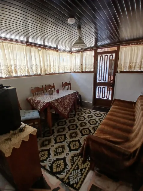 Pleasant cottage 6.5km from the sea - Image 1