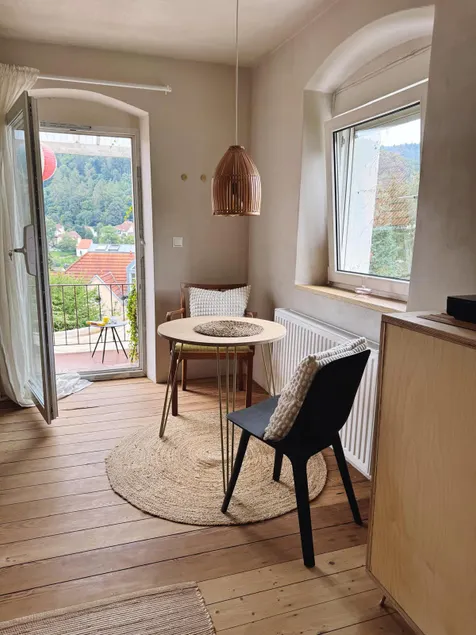 Bright designer studio with terrace - Image 1