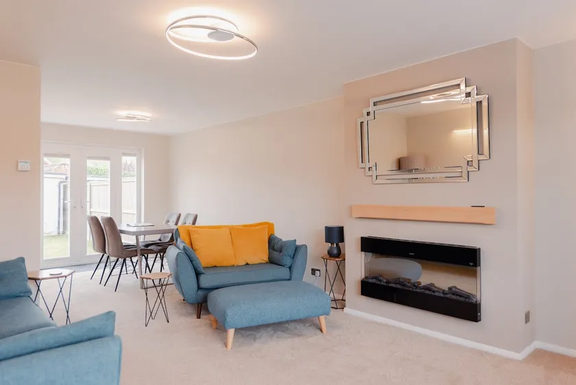 Luxury Recently Renovated 3 Bedroom home in Sandwich Kent - Image 1