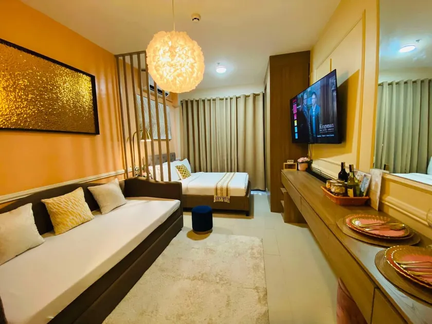 Flora Suite @ Shore 2 Residences (Washing Machine +Fast Wifi+Netflix) - Image 1