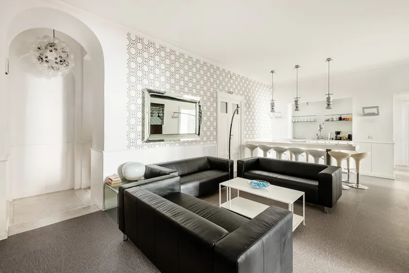 Enjoy apartment luxury in Rome - Image 1