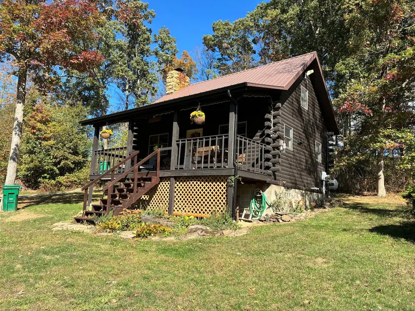 Country Paradise - Image 1