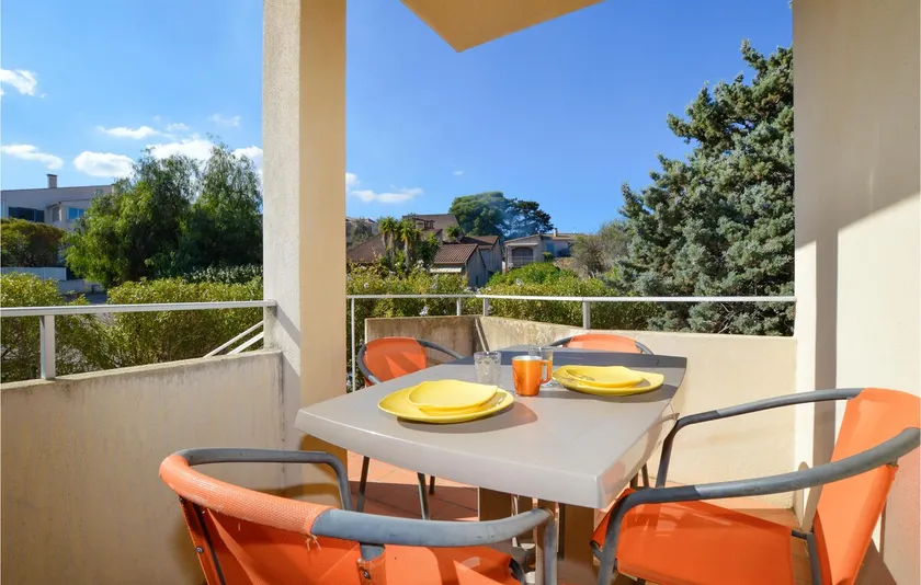 1 Bedroom Amazing Apartment In Monticello - Image 1
