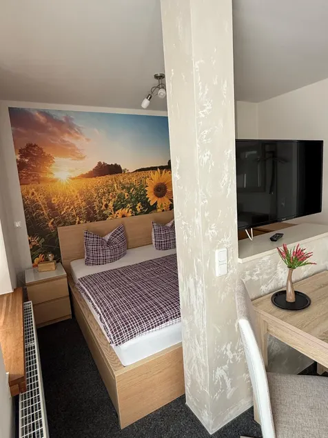 21 Modern apartment with a view, free parking - Image 1