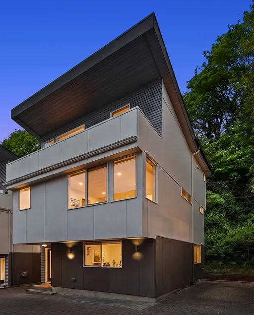 Modern & Spacious 3BR Seattle Retreat - Image 1