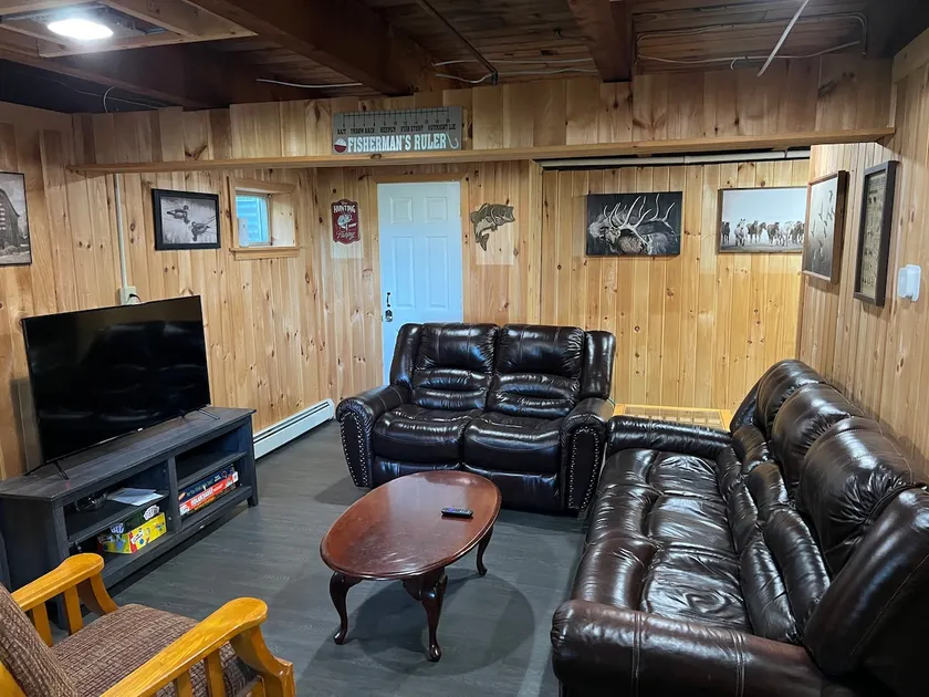 Tug Hill Cabin right on the trails! - Image 1