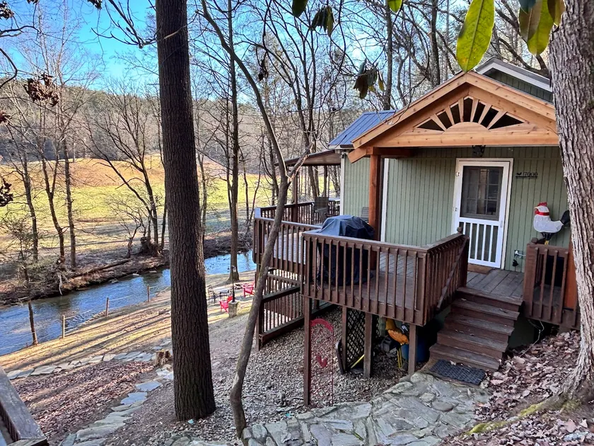 Secluded Creekside Cabin in Morganton near Linville Gorge - hot tub - Image 1