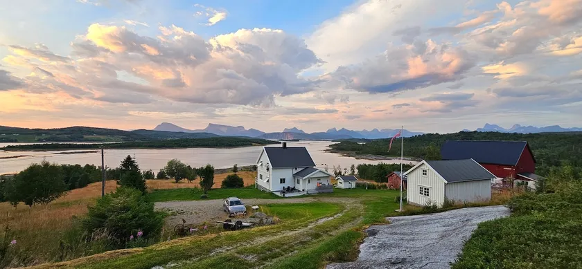 Nerbotn Farm - Image 1