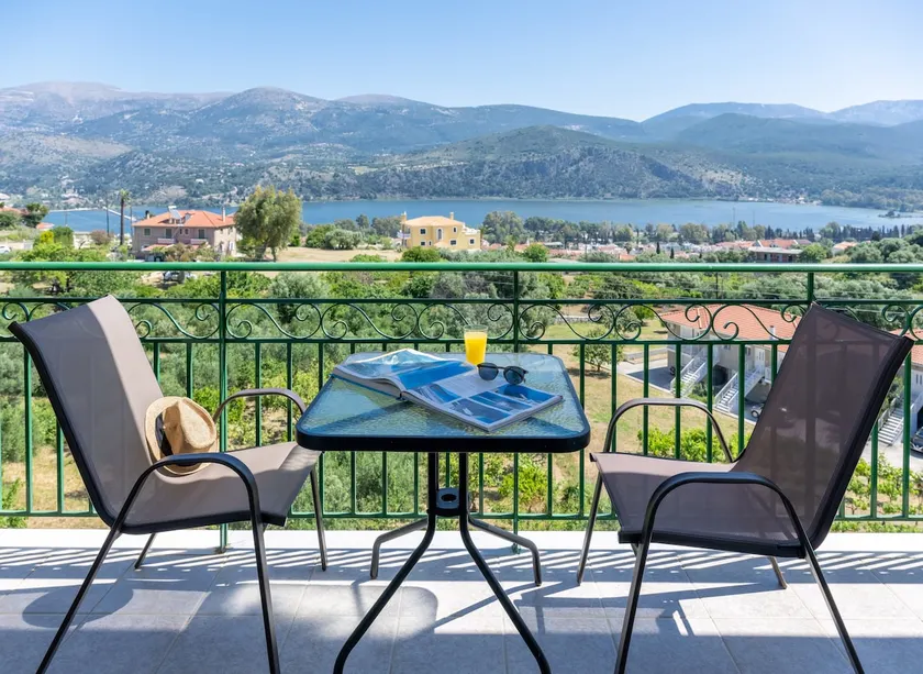 Apaggio di Argostoli Apartments - private parking & sea view - Image 1