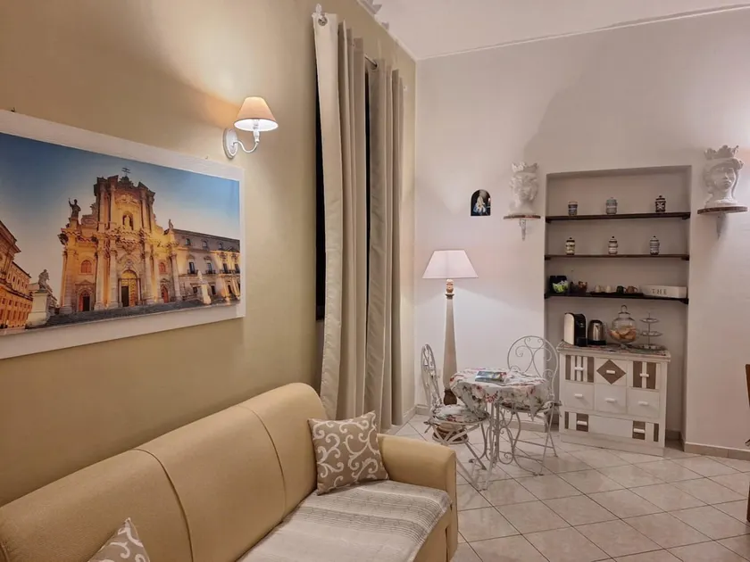 Sarah Ortigia's vacation home - Image 1