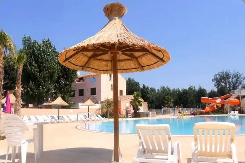 *Beautiful New Bungalow. Sauna, pool - Image 1