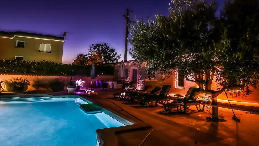 Sun Garden with Sunset View - Image 1