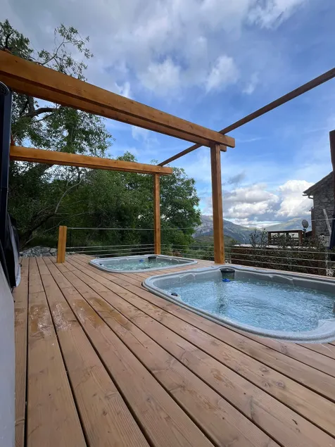 Vacation home with Jacuzzi - 14 people - Image 1